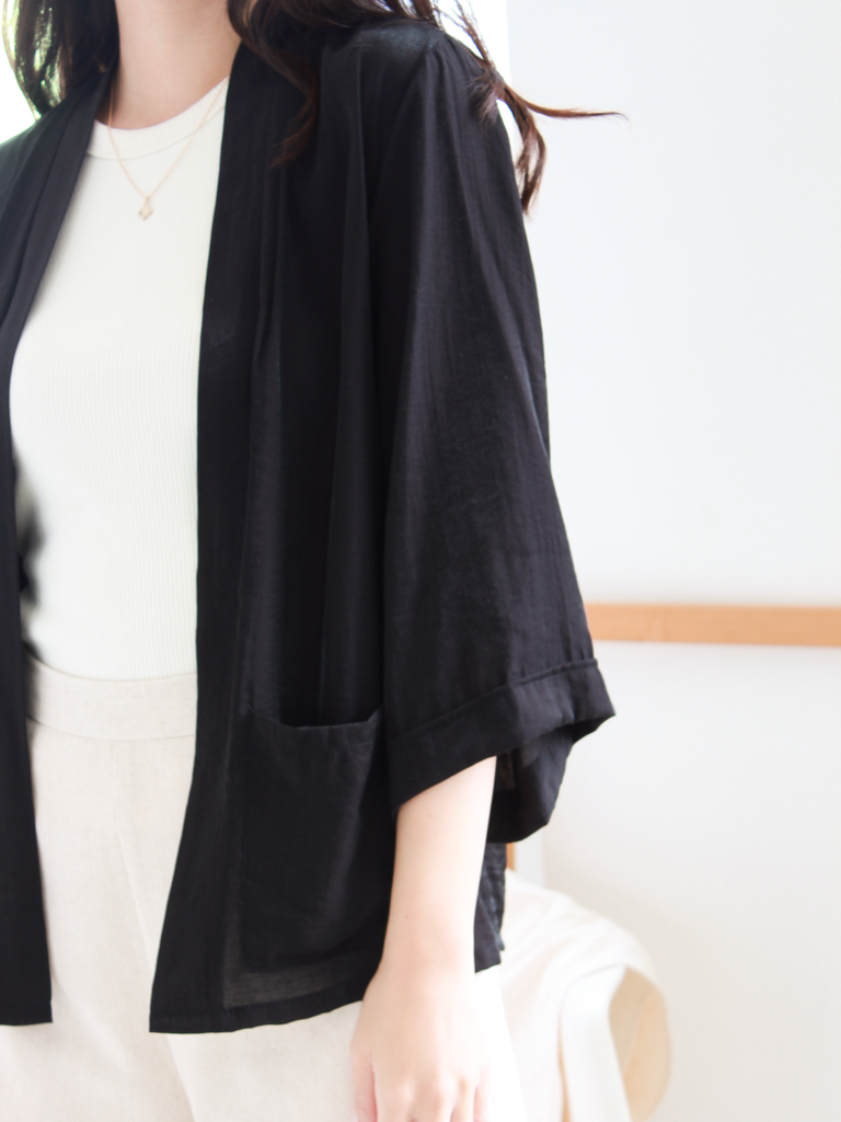 Adira Travel Kimono in Black