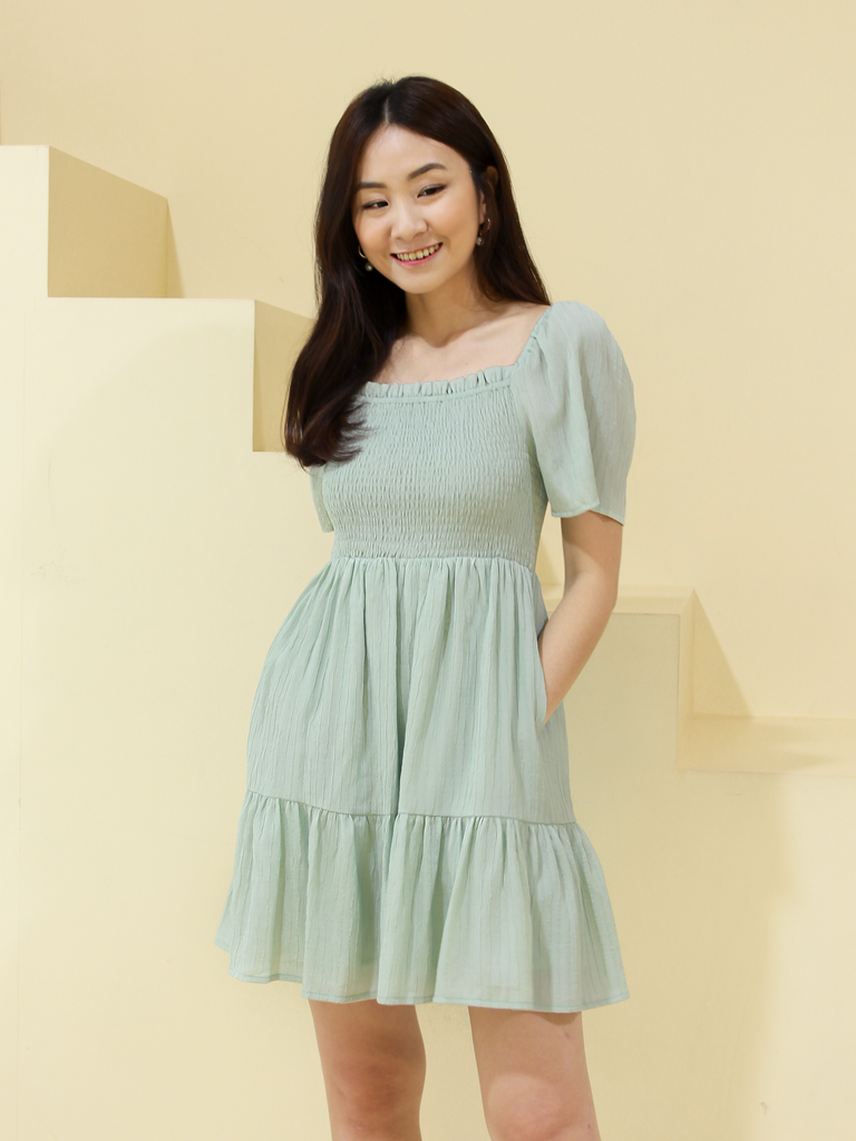 *WC EXCLUSIVE | Dustin Smocked Dress in Sage